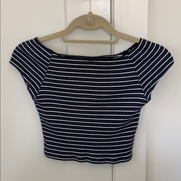 Brandy Melville Tops - Brandy Melville shirt Brandy Melville Tops - Brandy Melville shirt